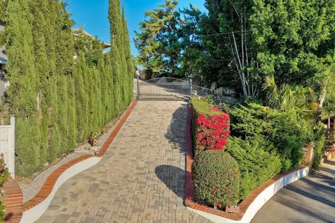 Exterior - 2848 Sunset Hls, Escondido, CA 92025 photo 14 of 25