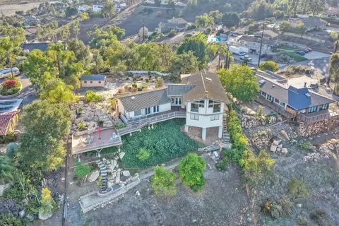 View/Area - 2848 Sunset Hls, Escondido, CA 92025 photo 4 of 9