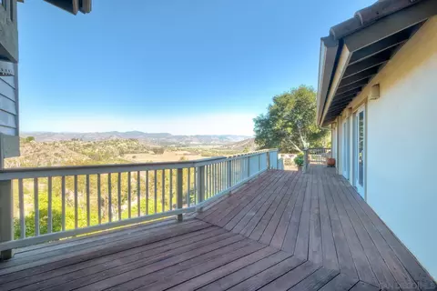 Exterior - 2848 Sunset Hls, Escondido, CA 92025 photo 1 of 25