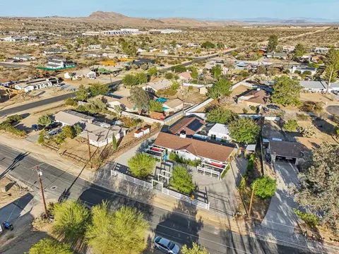 View/Area - 6941 Lennox Ave, Yucca Valley, CA 92284 photo 2 of 8