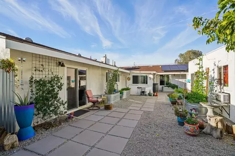 Exterior - 6941 Lennox Ave, Yucca Valley, CA 92284 photo 12 of 14