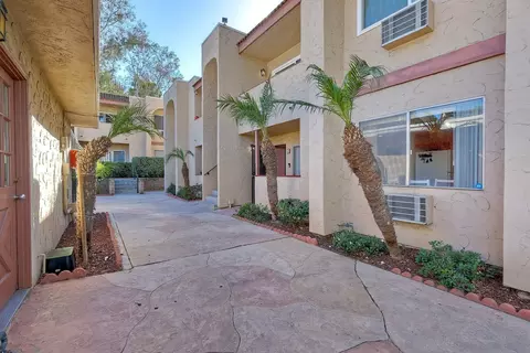 3557 Kenora Dr #41, Spring Valley, CA 91977