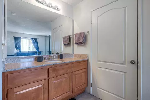 Bath - 3557 Kenora Dr #41, Spring Valley, CA 91977 photo 2 of 3