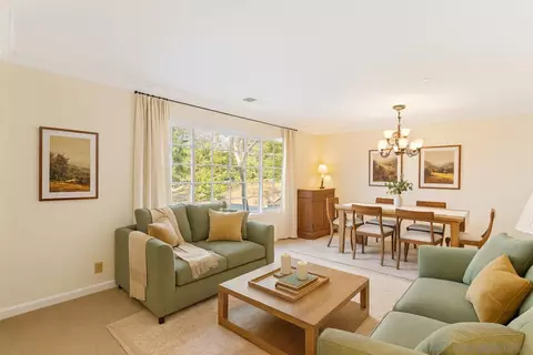 Living - 3121 Alta Verde, Fallbrook, CA 92028 photo 1 of 2