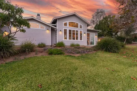 Exterior - 3121 Alta Verde, Fallbrook, CA 92028 photo 4 of 7