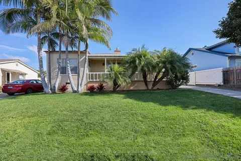 2001 Erie St, San Diego, CA 92110