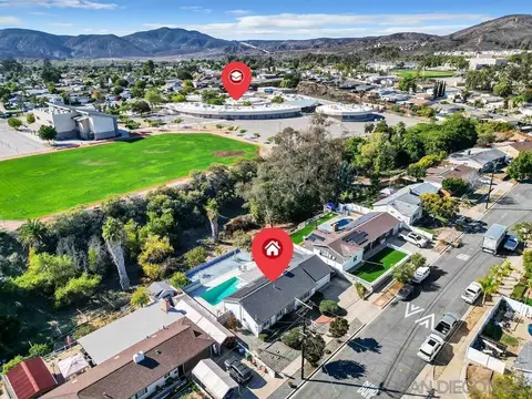 View/Area - 9326 Oakbourne Rd, Santee, CA 92071 photo 6 of 7