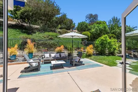 Exterior - 7022 Ibis Pl, Carlsbad, CA 92011 photo 5 of 5