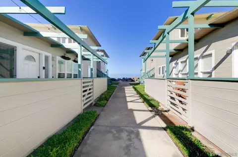 1680 B Seacoast Dr UNIT B, Imperial Beach, CA 91932