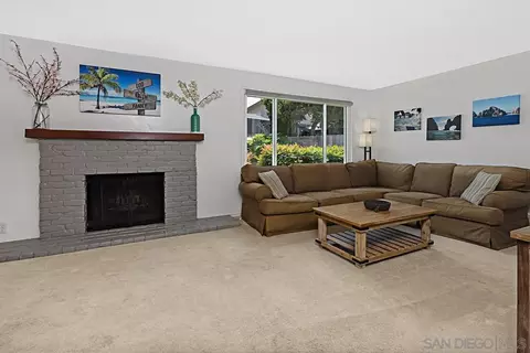 Living - 8427 Amino Dr, Santee, CA 92071 photo 4 of 6
