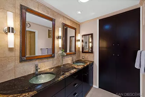 Bath - 8427 Amino Dr, Santee, CA 92071 photo 1 of 5