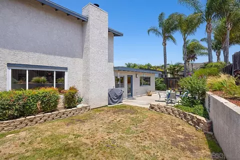 Exterior - 8427 Amino Dr, Santee, CA 92071 photo 5 of 7