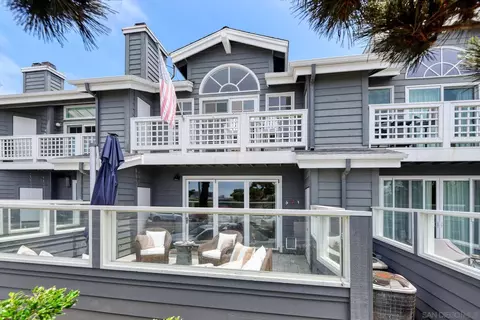 2921 Sandy Pointe #3, Del Mar, CA 92014