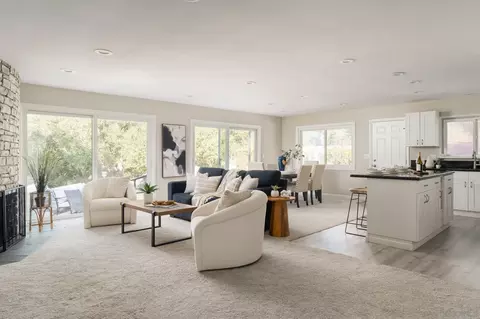Living - 13664 Jack Rabbit Rd, Poway, CA 92064 photo 2 of 5