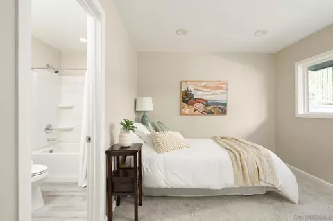 Bedroom - 13664 Jack Rabbit Rd, Poway, CA 92064 photo 2 of 5