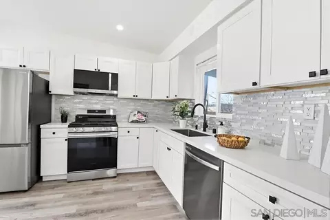 109 E St, Chula Vista, CA 91910 photo 13