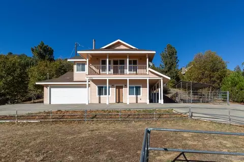 Exterior - 34672 Navajo Rd, Julian, CA 92036 photo 3 of 8