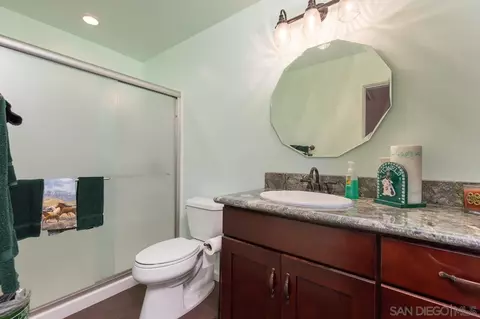 Bath - 34672 Navajo Rd, Julian, CA 92036 photo 2 of 3