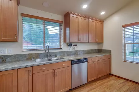 Kitchen - 15935 Spring Oaks Rd #SPC 1, El Cajon, CA 92021 photo 8 of 12
