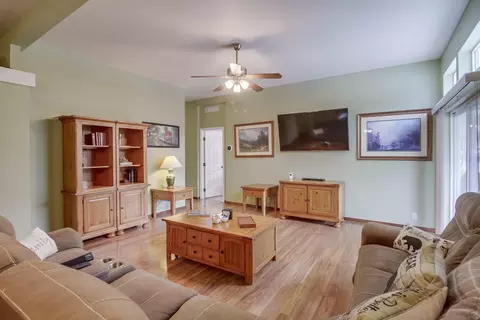 Living - 15935 Spring Oaks Rd #SPC 1, El Cajon, CA 92021 photo 3 of 3