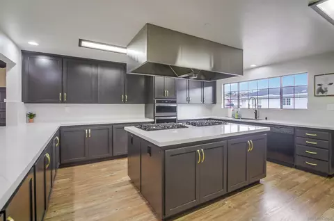 Kitchen - 15935 Spring Oaks Rd #SPC 1, El Cajon, CA 92021 photo 11 of 12