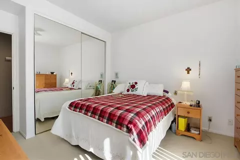 Bedroom - 2114 Willowbrook, Escondido, CA 92029 photo 5 of 9