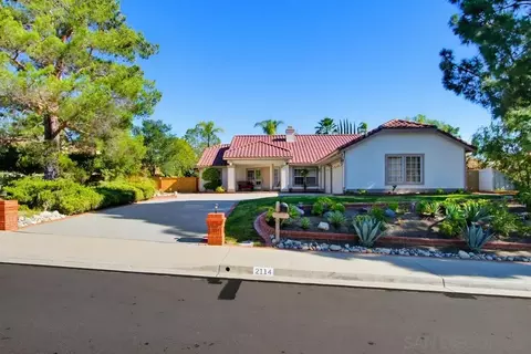 Exterior - 2114 Willowbrook, Escondido, CA 92029 photo 2 of 12