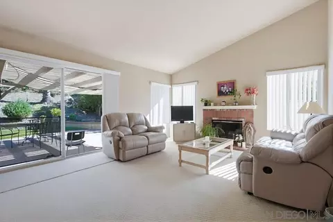 Living - 2114 Willowbrook, Escondido, CA 92029 photo 3 of 4