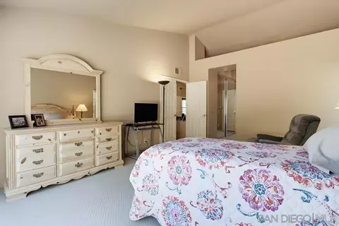 Bedroom - 2114 Willowbrook, Escondido, CA 92029 photo 3 of 9