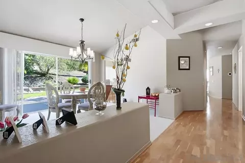 Entry Way - 2114 Willowbrook, Escondido, CA 92029 photo 2 of 2