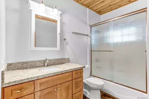 Bath - 3258 Pine Hls, Julian, CA 92036 photo 1 of 4
