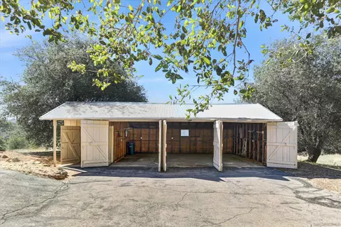 Exterior - 3258 Pine Hls, Julian, CA 92036 photo 10 of 17