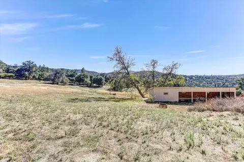 Exterior - 3258 Pine Hls, Julian, CA 92036 photo 11 of 17