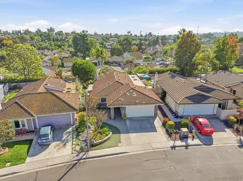 View/Area - 1859 Hill Top Ln, Encinitas, CA 92024 photo 1 of 16