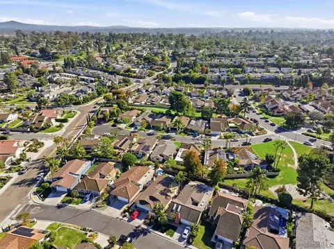 View/Area - 1859 Hill Top Ln, Encinitas, CA 92024 photo 10 of 16