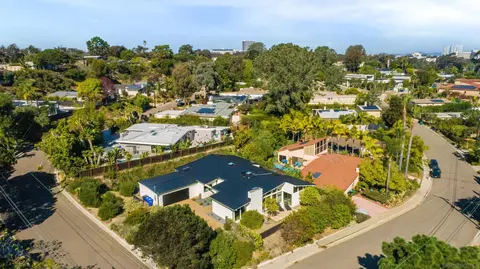 View/Area - 3084 Cranbrook Ct, La Jolla, CA 92037 photo 1 of 5