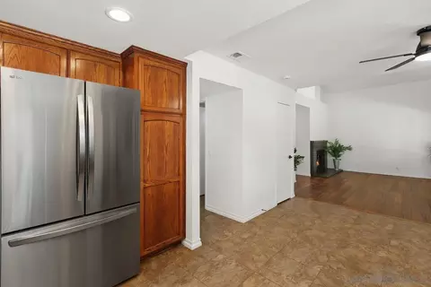 Entry Way - 749 Regateo Dr, Hemet, CA 92543 photo 1 of 2