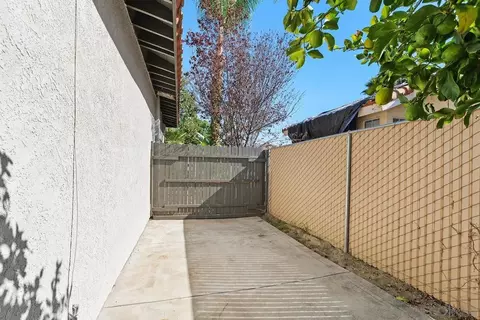 Exterior - 749 Regateo Dr, Hemet, CA 92543 photo 4 of 6