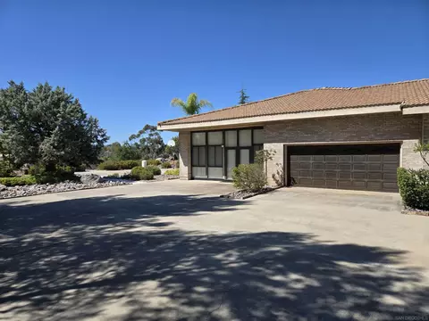 3725 Via Cielo Azul, Alpine, CA 91901 photo 29