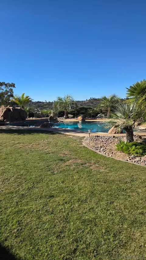 3725 Via Cielo Azul, Alpine, CA 91901 photo 25