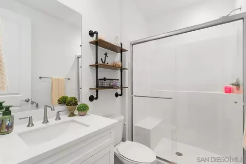 Bath - 30407 Freeman Dr, Menifee, CA 92584 photo 1 of 4