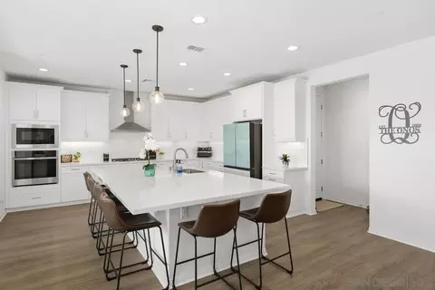 Kitchen - 30407 Freeman Dr, Menifee, CA 92584 photo 2 of 5