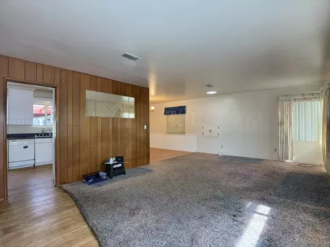 Living - 9174 Rosedale Dr, Spring Valley, CA 91977 photo 1 of 5