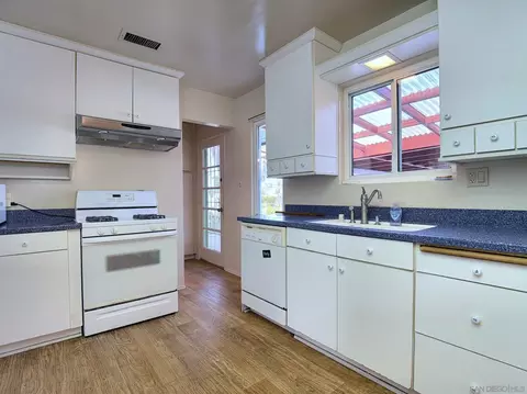 Kitchen - 9174 Rosedale Dr, Spring Valley, CA 91977 photo 2 of 3