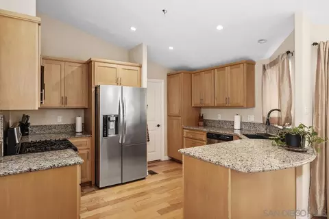 3691 Gracia Paseo, Spring Valley, CA 91977 photo 4