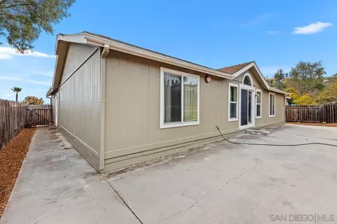 3691 Gracia Paseo, Spring Valley, CA 91977 photo 20