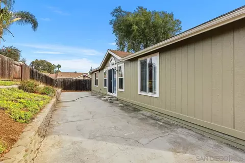 3691 Gracia Paseo, Spring Valley, CA 91977 photo 18