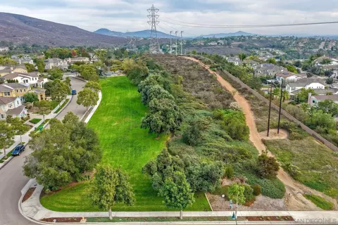 View/Area - 7327 Circulo Papayo, Carlsbad, CA 92009 photo 14 of 14
