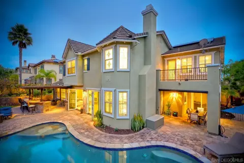 Exterior - 7327 Circulo Papayo, Carlsbad, CA 92009 photo 13 of 16