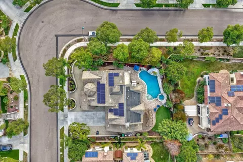 View/Area - 7327 Circulo Papayo, Carlsbad, CA 92009 photo 8 of 14